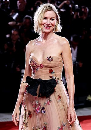 Naomi Watts, 56'