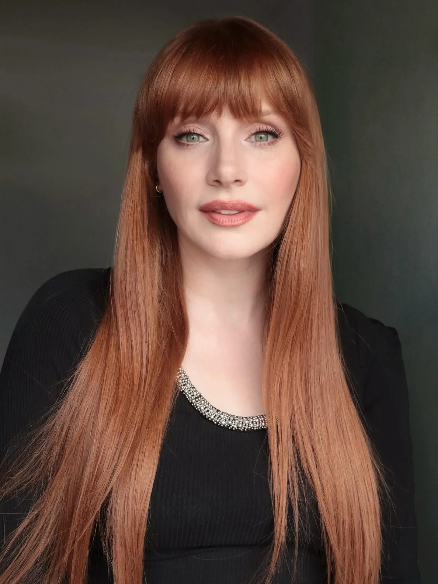 Bryce Dallas Howard, 44 picture 1 of 3