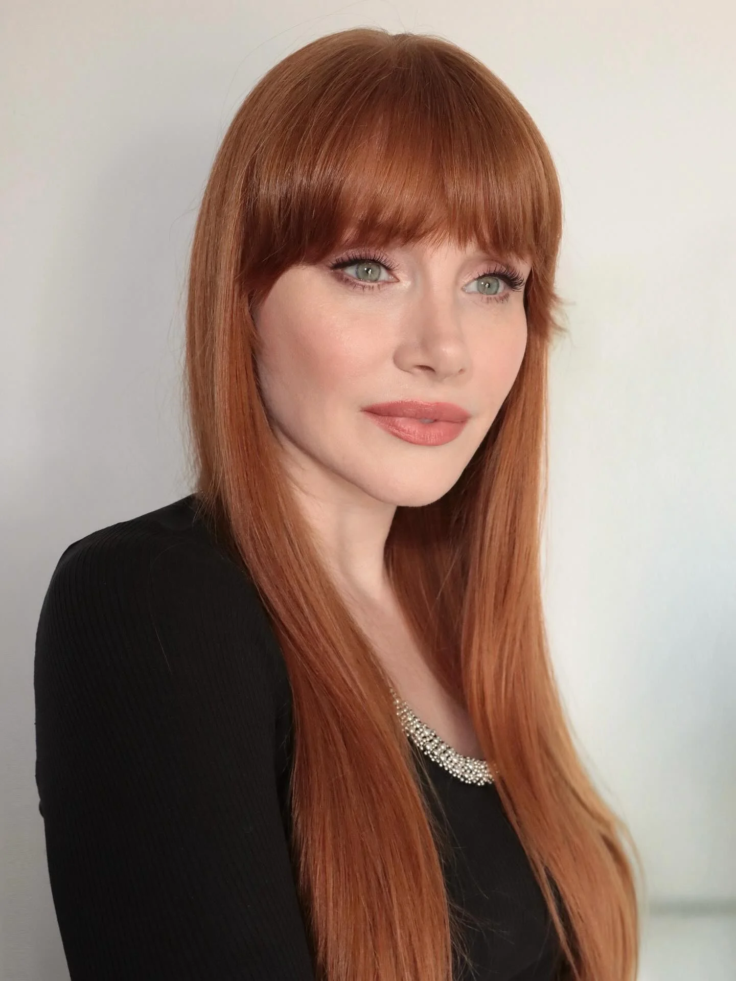Bryce Dallas Howard, 44 picture 2 of 3