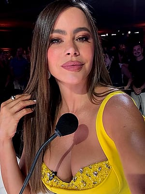 Sofia Vergara, 53'