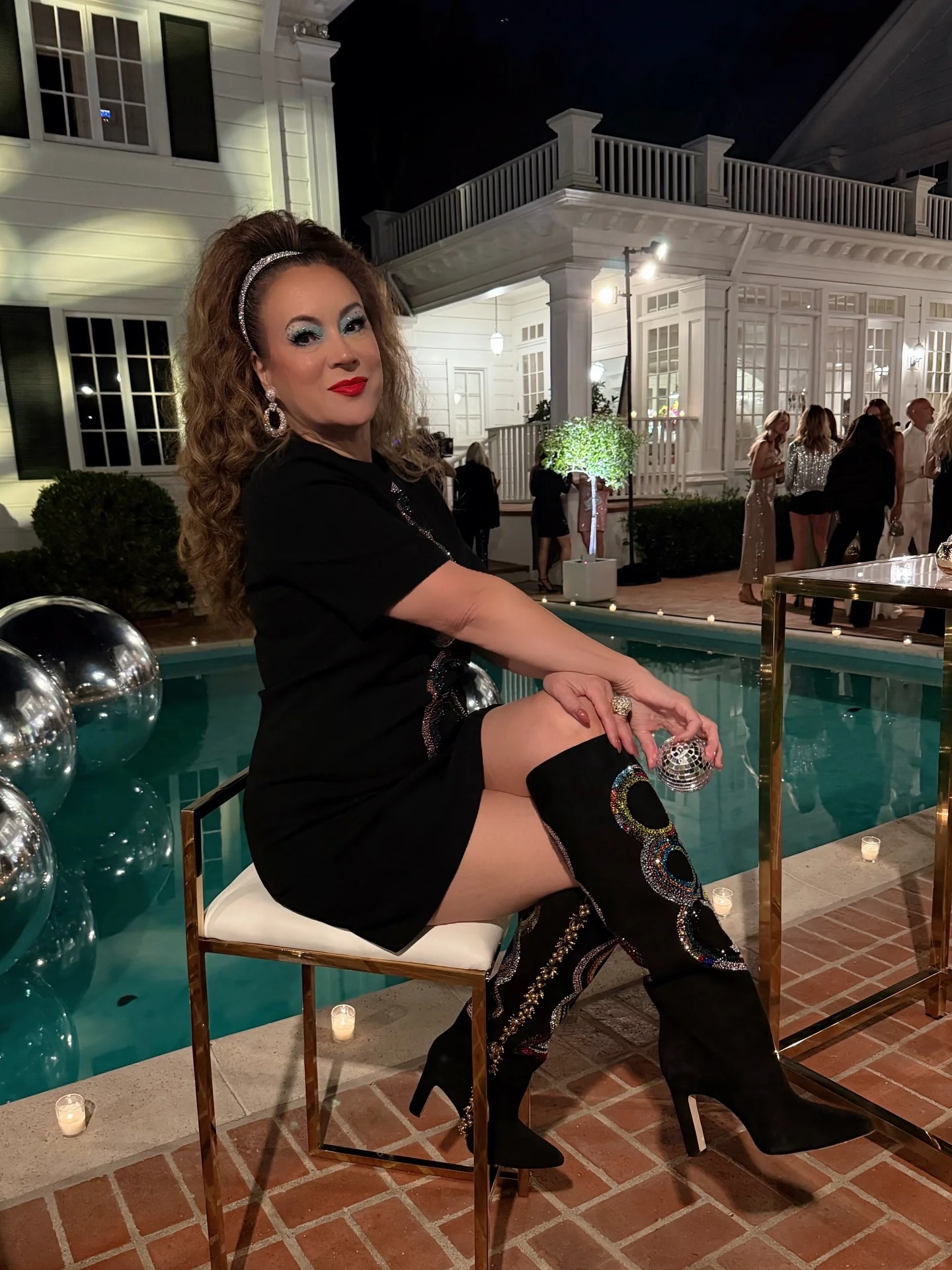 Jennifer Tilly, 66 picture 1 of 2
