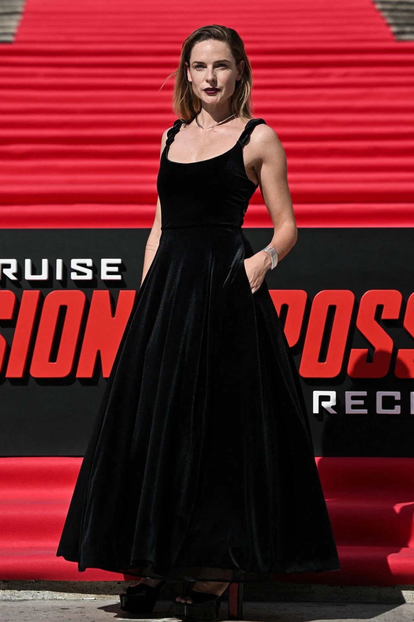 Rebecca Ferguson, 40 picture 2 of 2