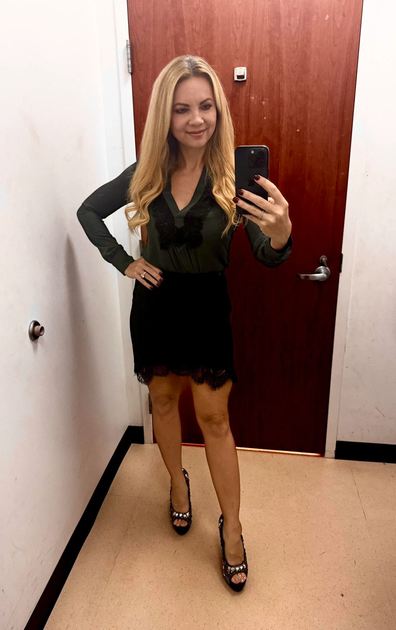 Jacey Birch, 48 picture 1 of 3