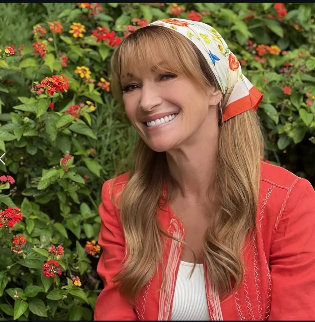 Jane Seymour, 74 picture 4 of 6