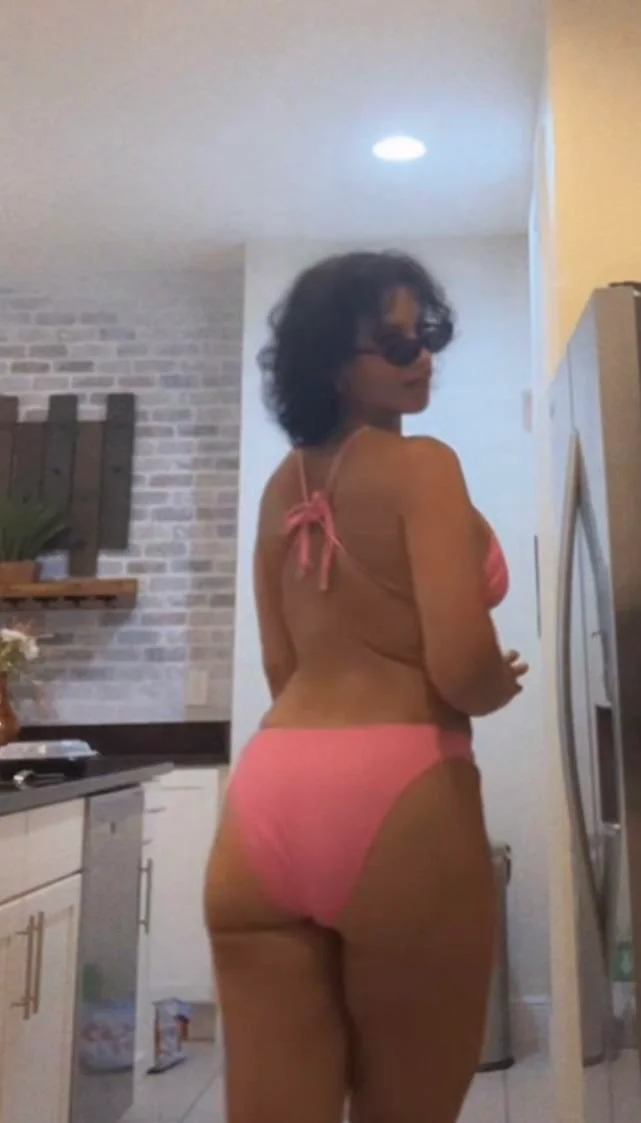 Dascha Polanco, 42 picture 4 of 7