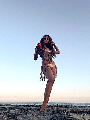 Shakira, 48'