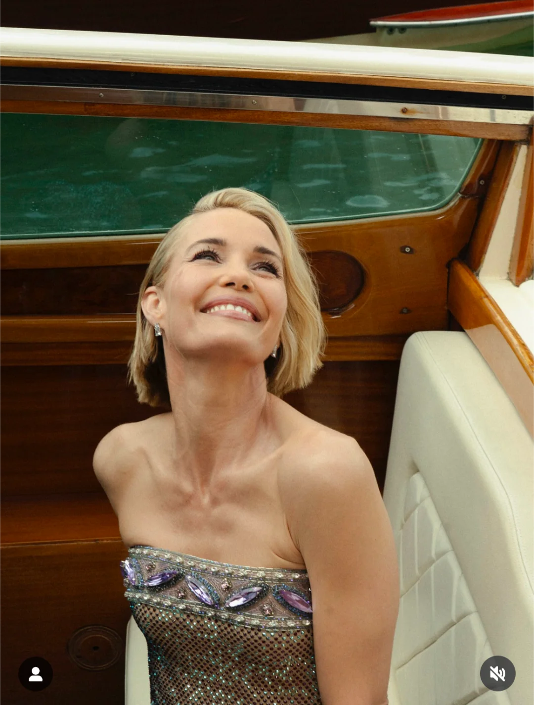 Leslie Bibb, 51 picture 7 of 9