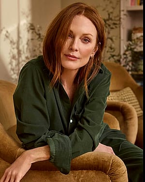 Julianne Moore, 64'