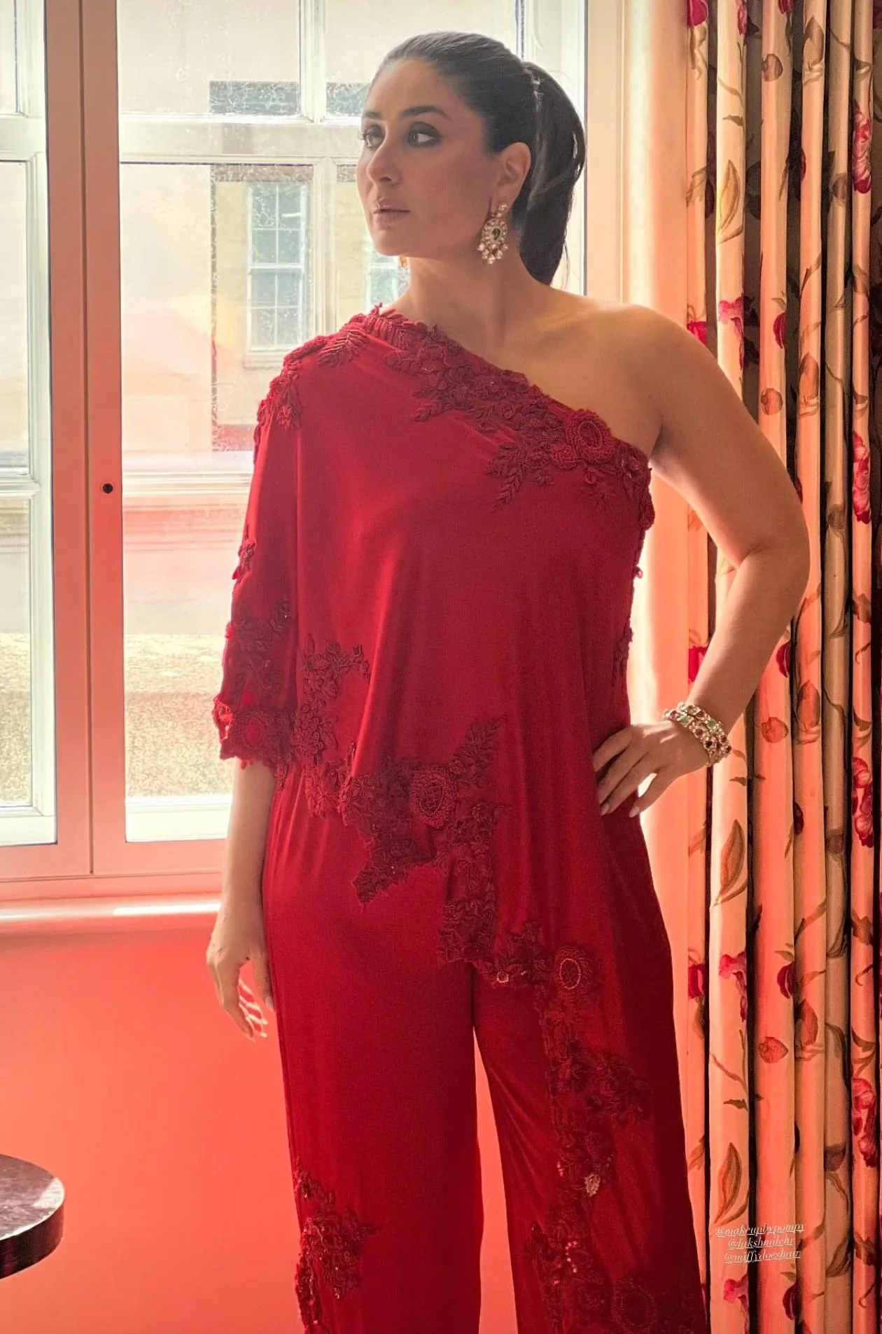 Kareena Kapoor Khan, 44 picture 1 of 1