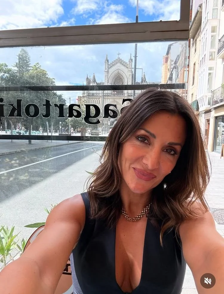 Nagore Robles, 42 picture 4 of 4