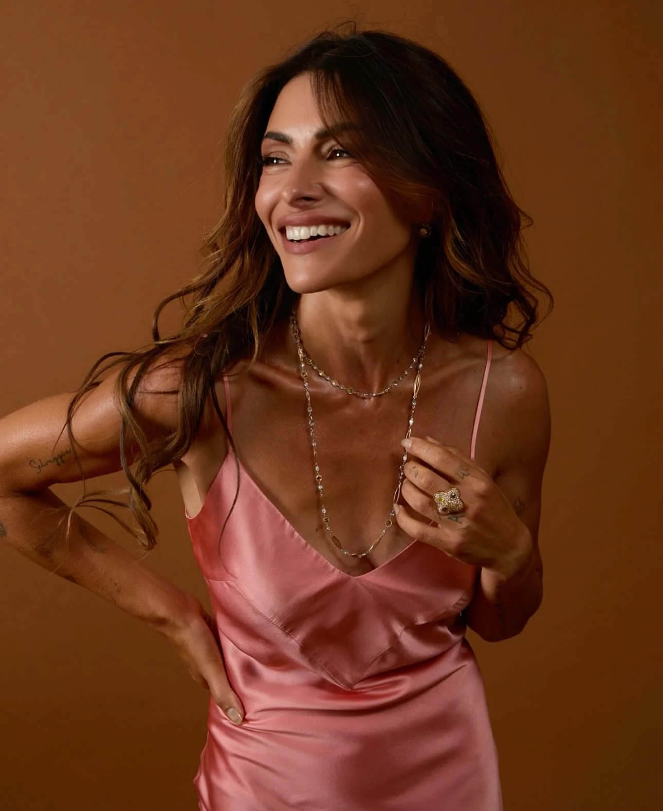 Sarah Shahi, 45 picture 1 of 4