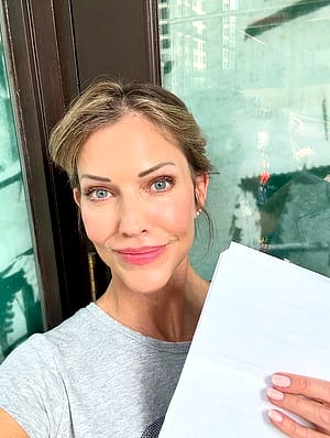 Tricia Helfer, 51'