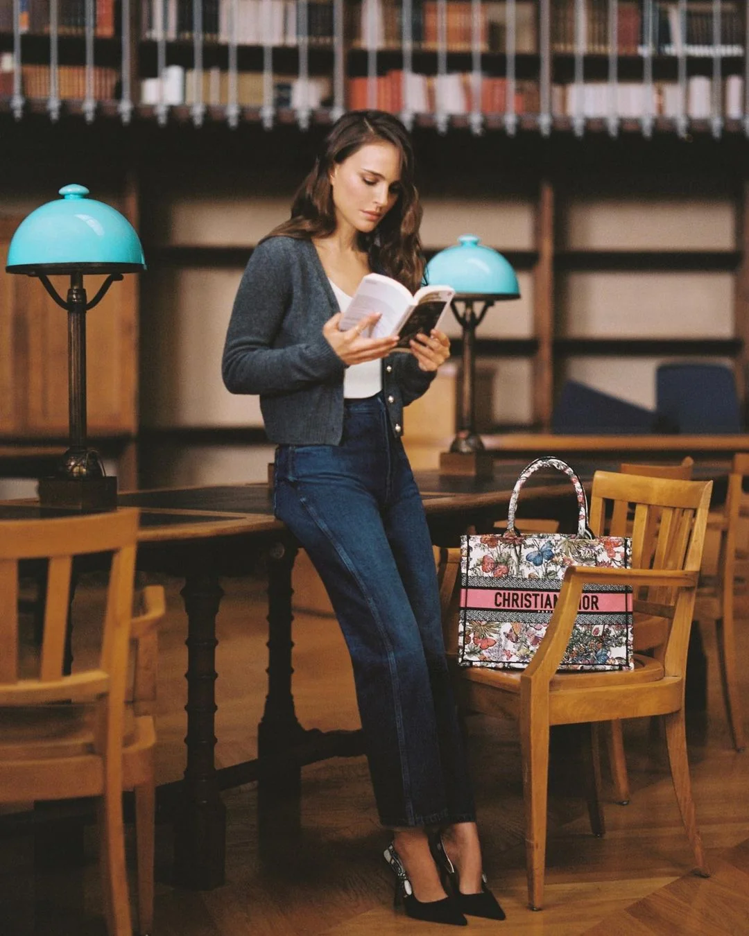 Natalie Portman, 43 picture 1 of 3