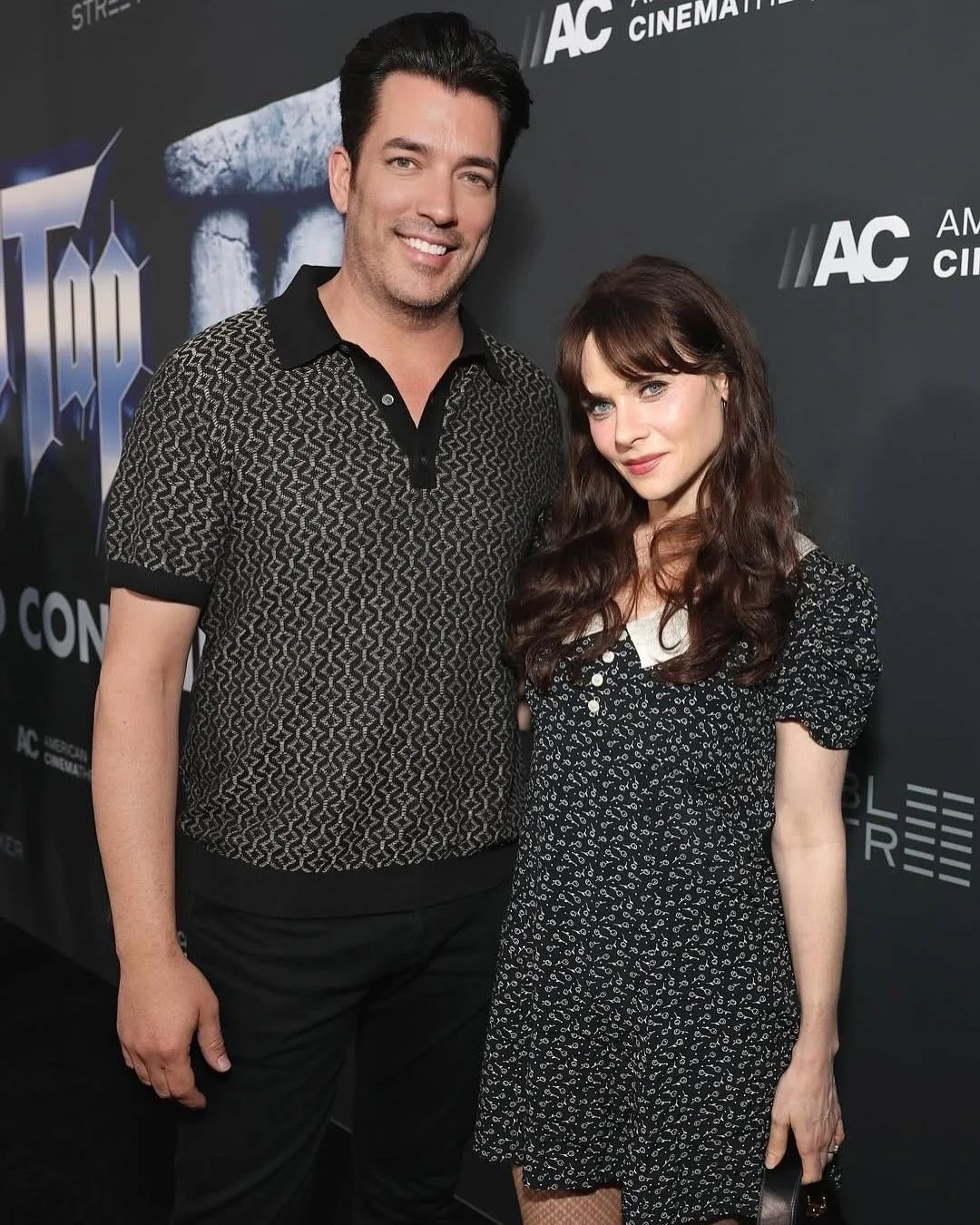 Zooey Deschanel, 45 picture 1 of 3