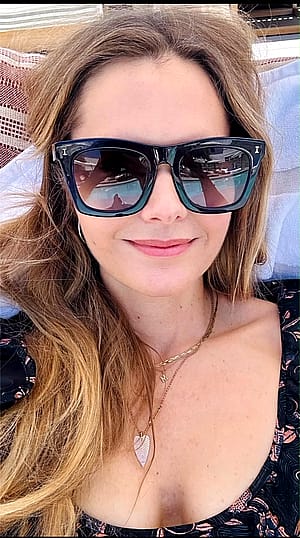 Maggie Lawson, 44'
