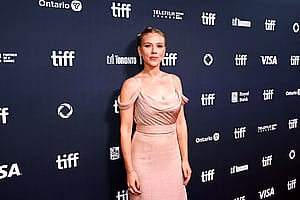 Scarlett Johansson, 40'