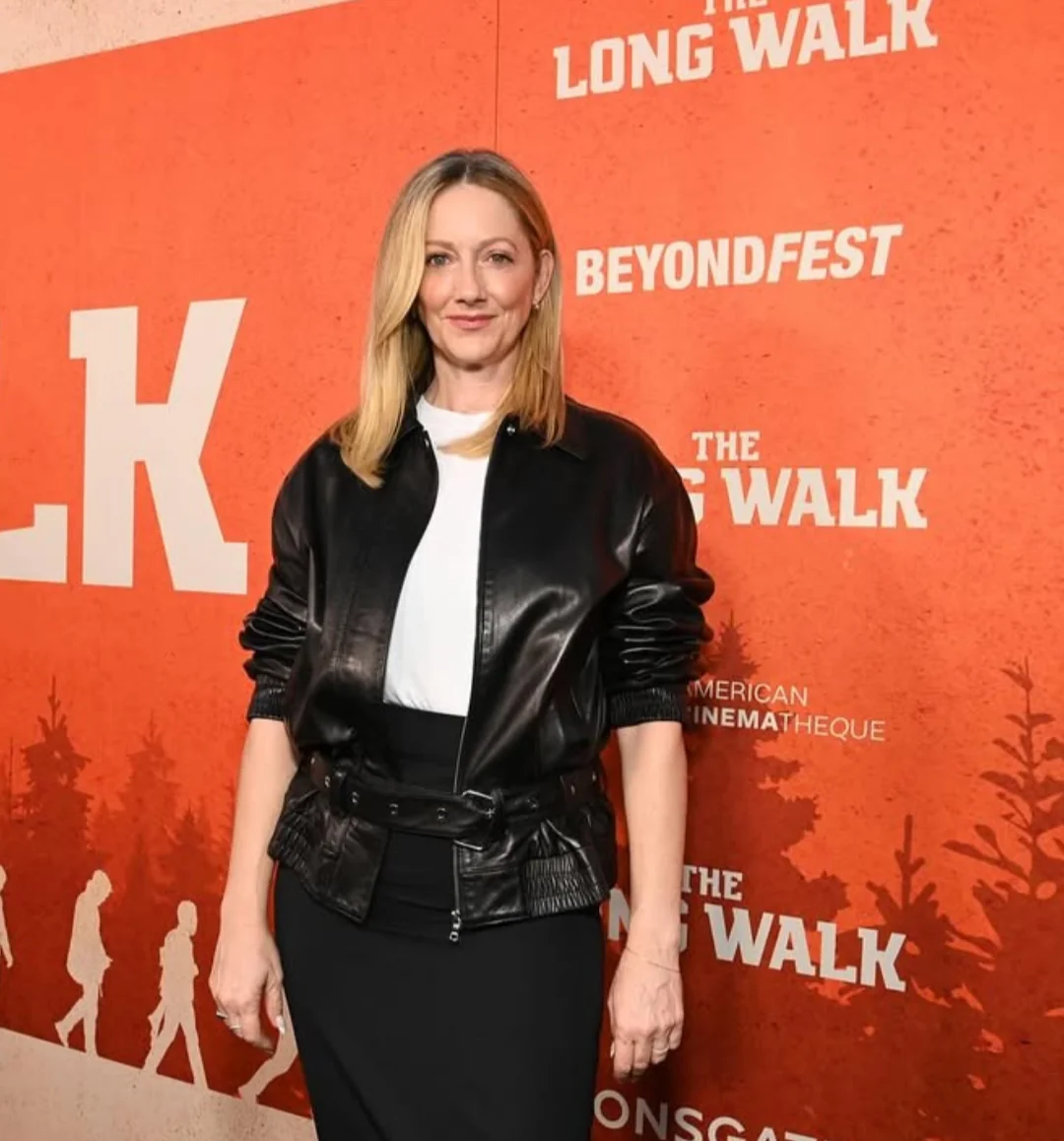 Judy Greer, 50 picture 1 of 1