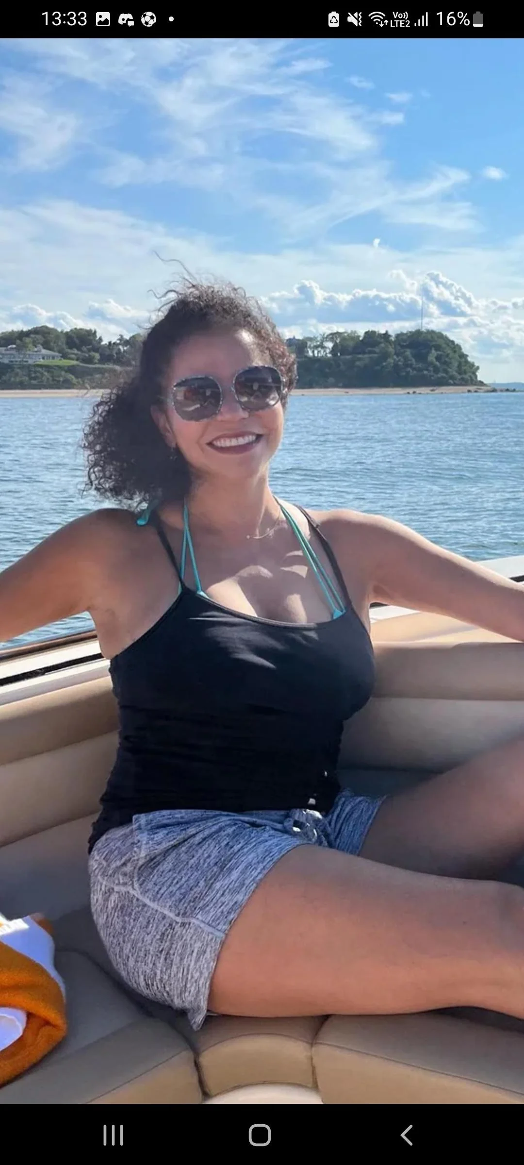 Gloria Reuben, 61 picture 1 of 3
