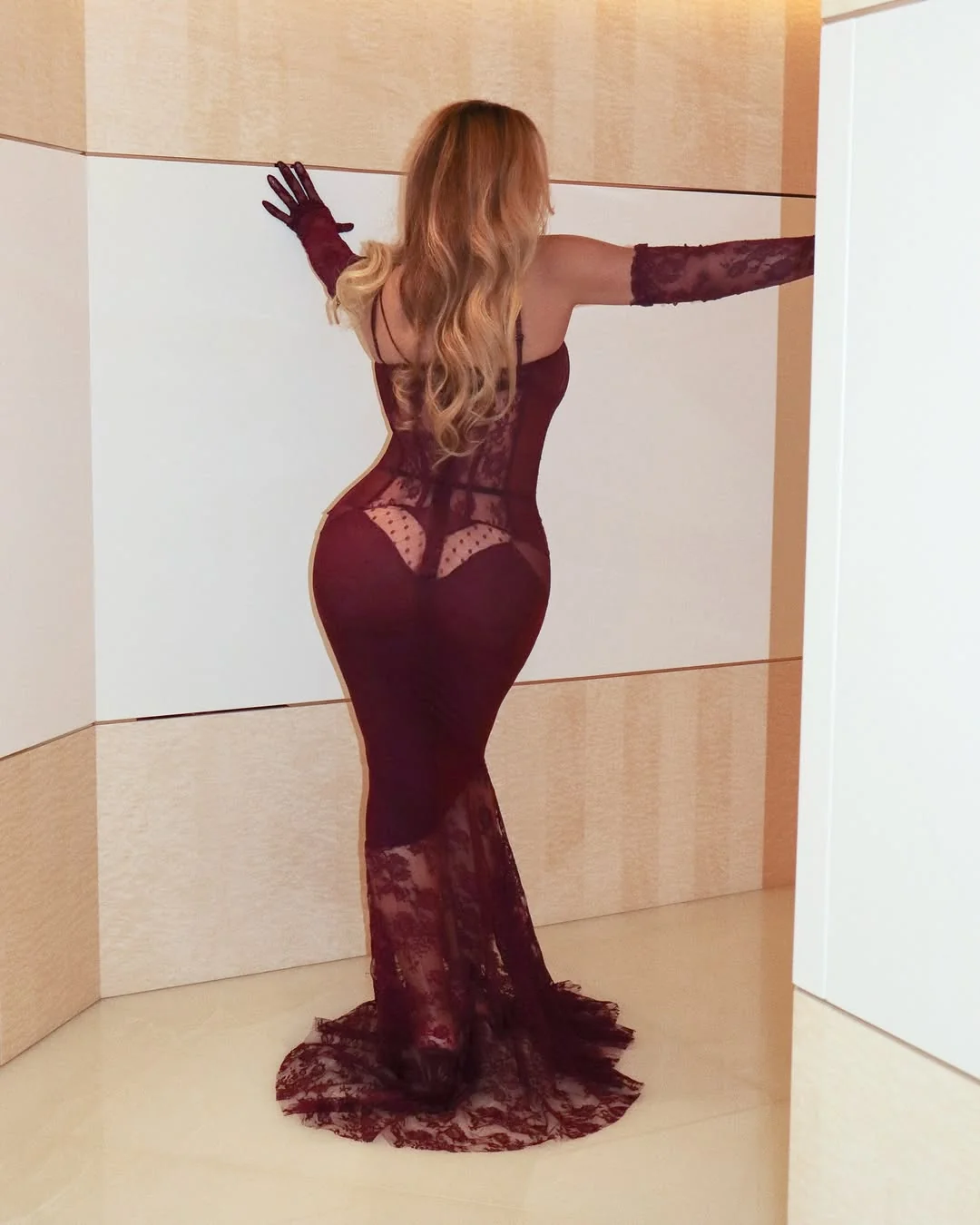 Beyoncé, 44 picture 1 of 5