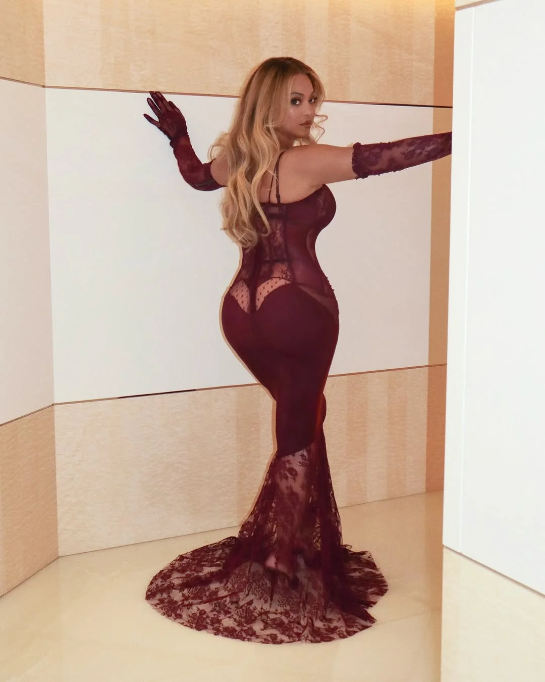 Beyoncé, 44 picture 3 of 5