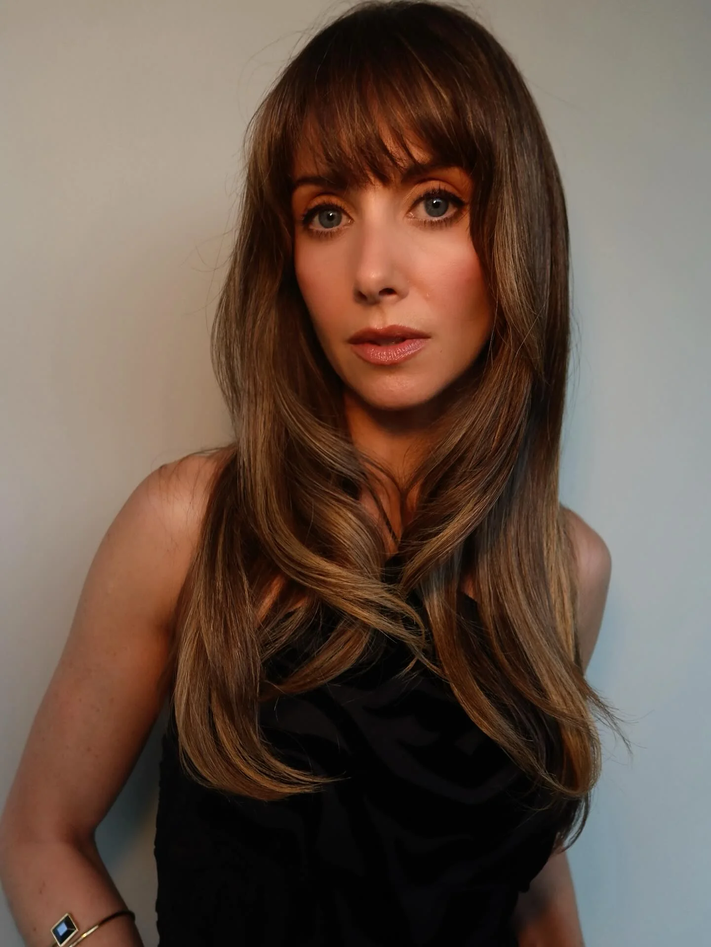 Alison Brie, 42 picture 2 of 2