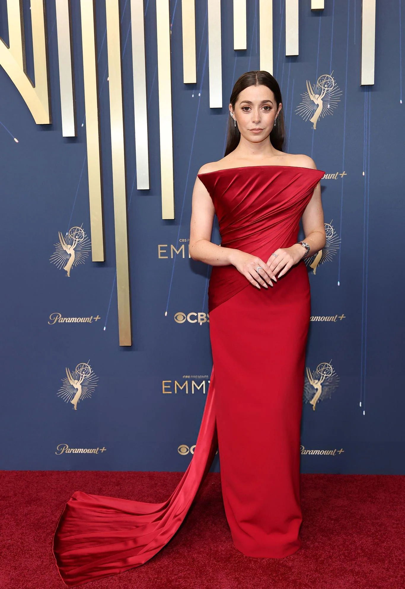 Cristin Milioti, 40 picture 2 of 3