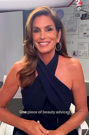 Cindy Crawford, 58'