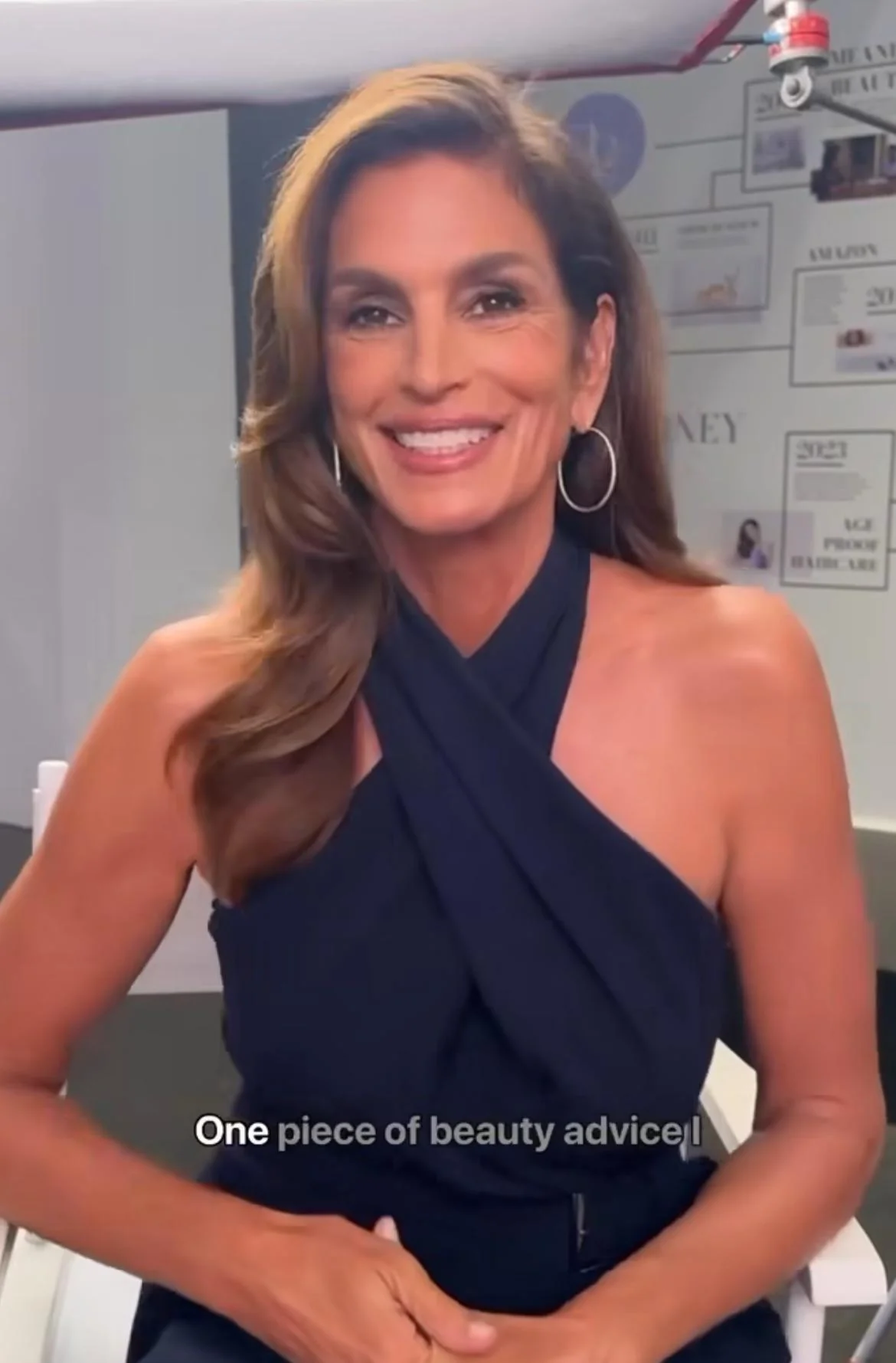 Cindy Crawford, 58 picture 1 of 1
