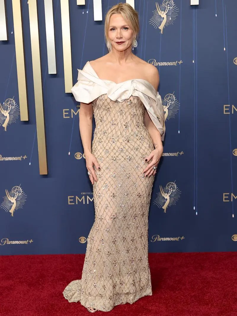 Jennie Garth, 53 picture 1 of 1