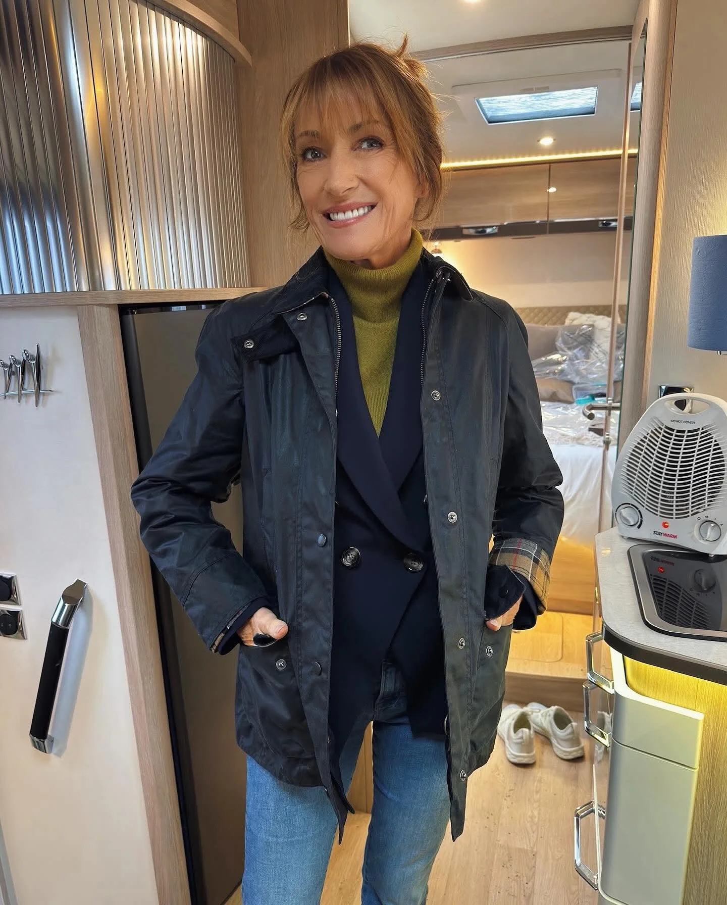 Jane Seymour, 74 picture 1 of 1