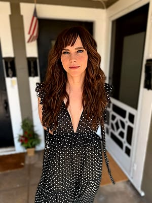 Fiona Dourif, 43'