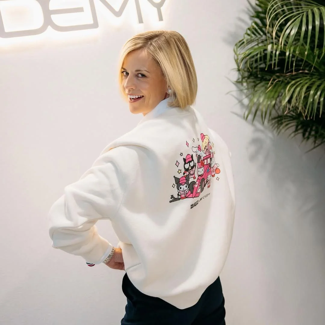 Susie Wolff, 42 picture 1 of 2