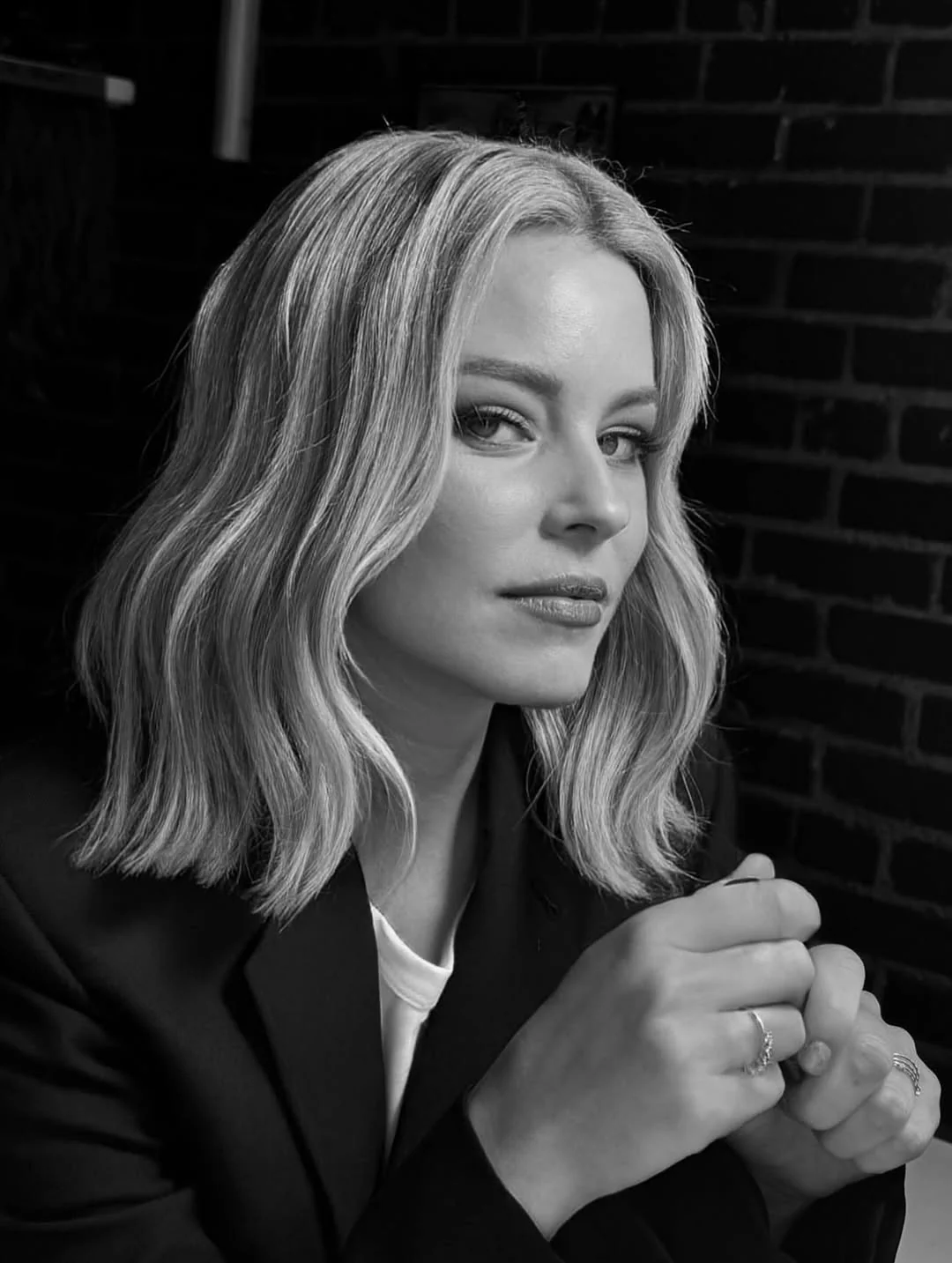 Elizabeth Banks, 51 picture 2 of 5