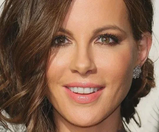 Kate Beckinsale, 52 picture 1 of 1