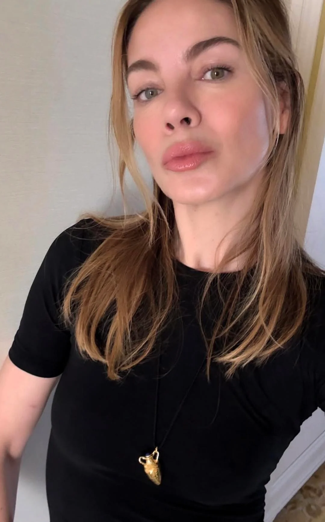 Michelle Monaghan, 49 picture 2 of 2