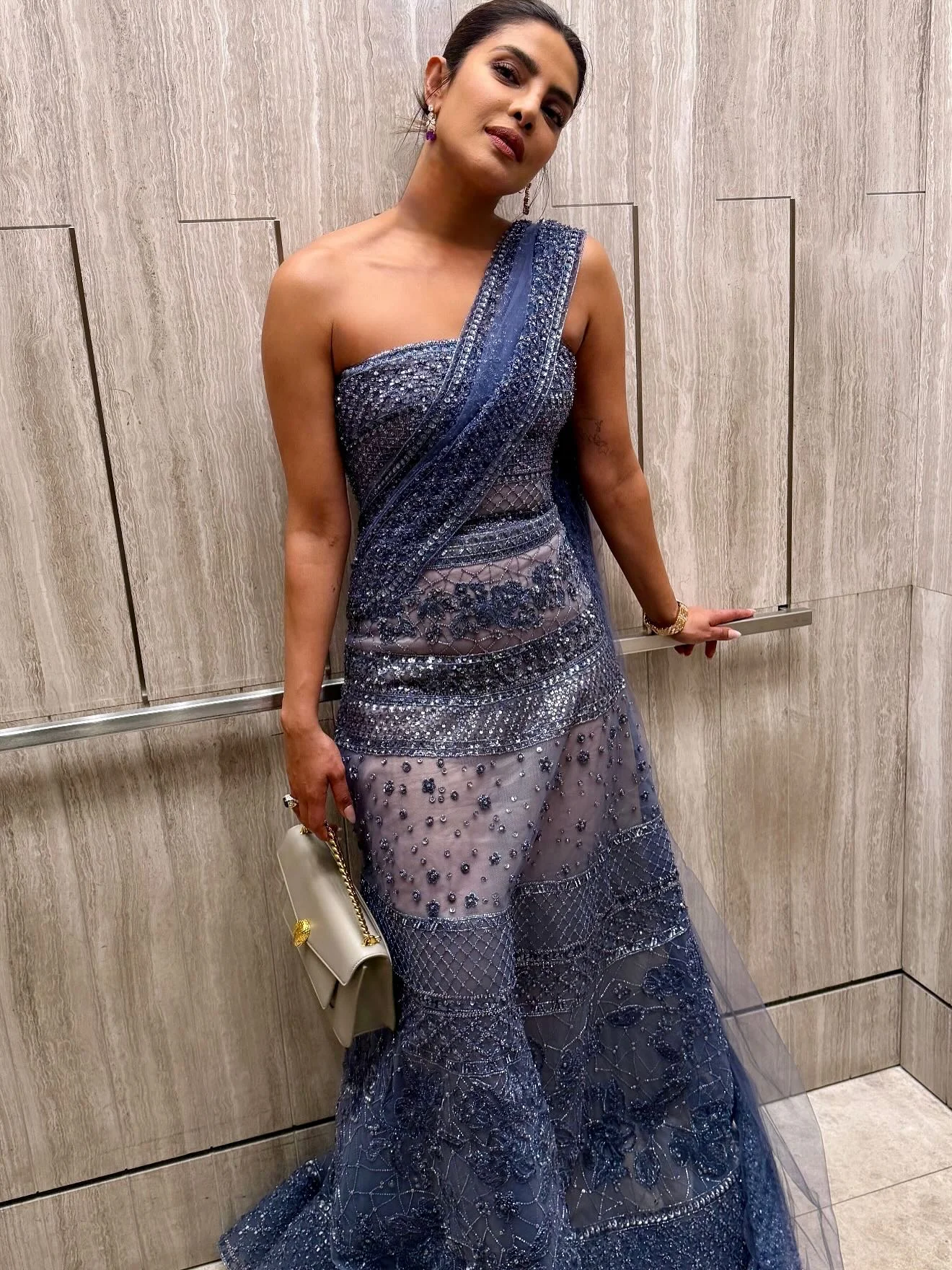 Priyanka Chopra, 43 picture 1 of 2