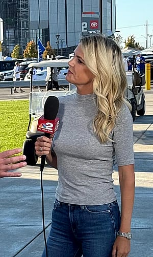 Melissa Stark, 51'