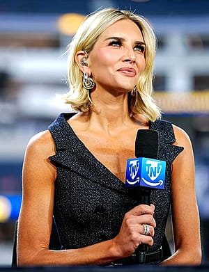 Charissa Thompson, 43'
