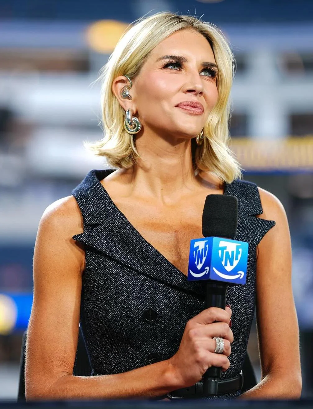 Charissa Thompson, 43 picture 1 of 1