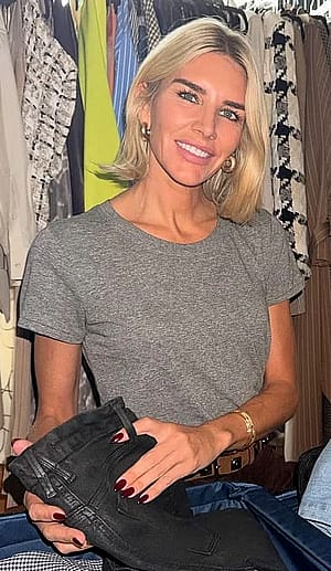 Charissa Thompson, 43'