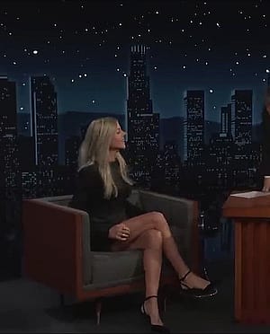 Kaitlin Olson, 50'