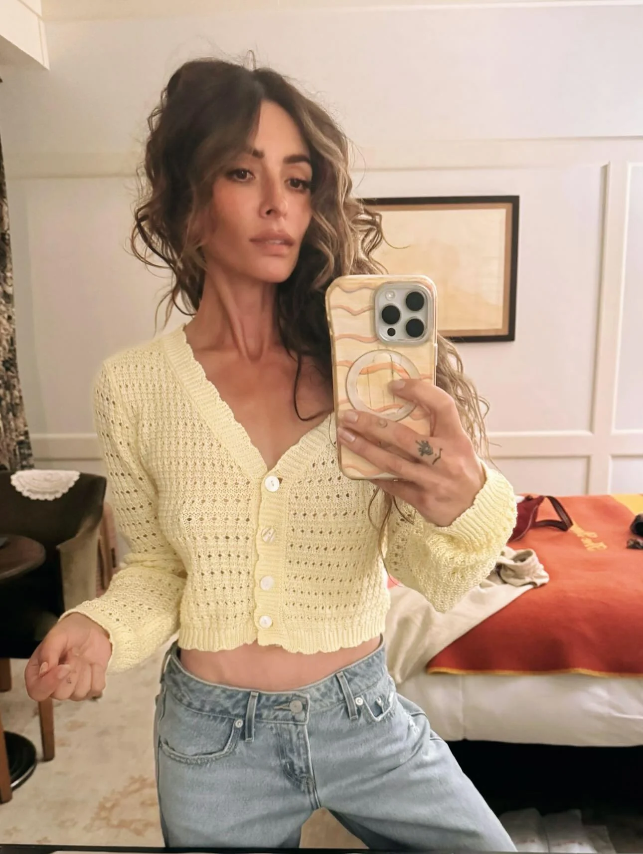 Sarah Shahi, 45 picture 1 of 1