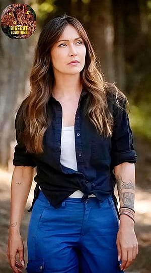 Jessica Chobot, 48'