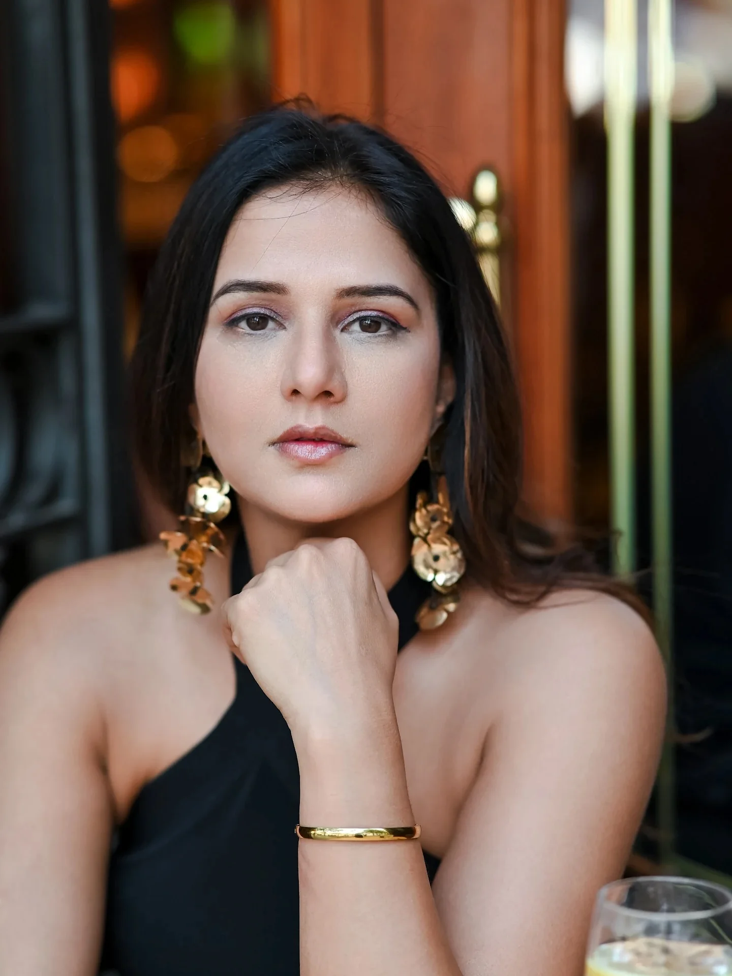 Shipra Khanna, 43 picture 5 of 7