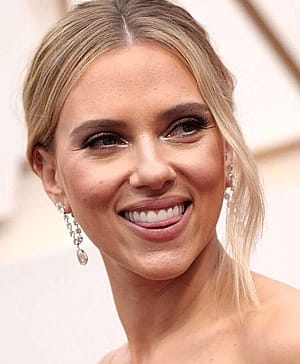 Scarlett Johansson, 40'