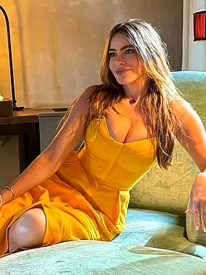 Sofia Vergara, 53'