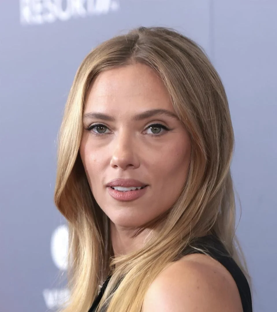 Scarlett Johansson, 40 picture 1 of 1
