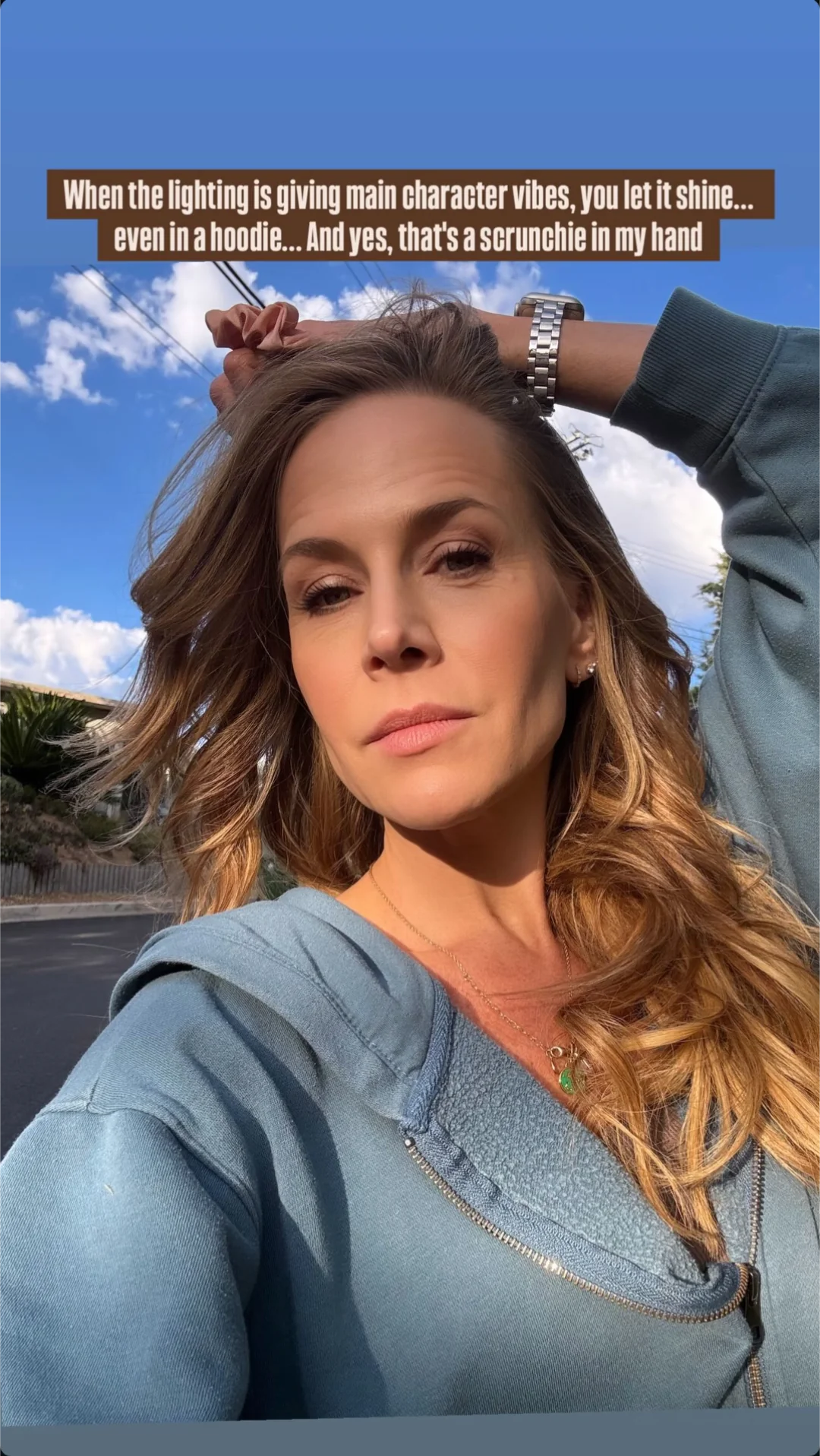 Julie Benz, 53 picture 1 of 1
