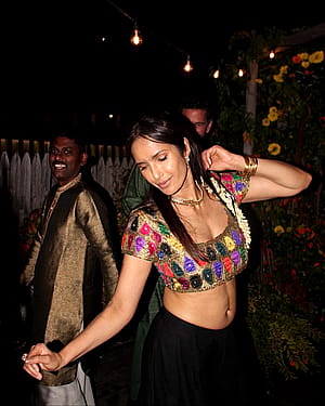 Padma Lakshmi, 55'