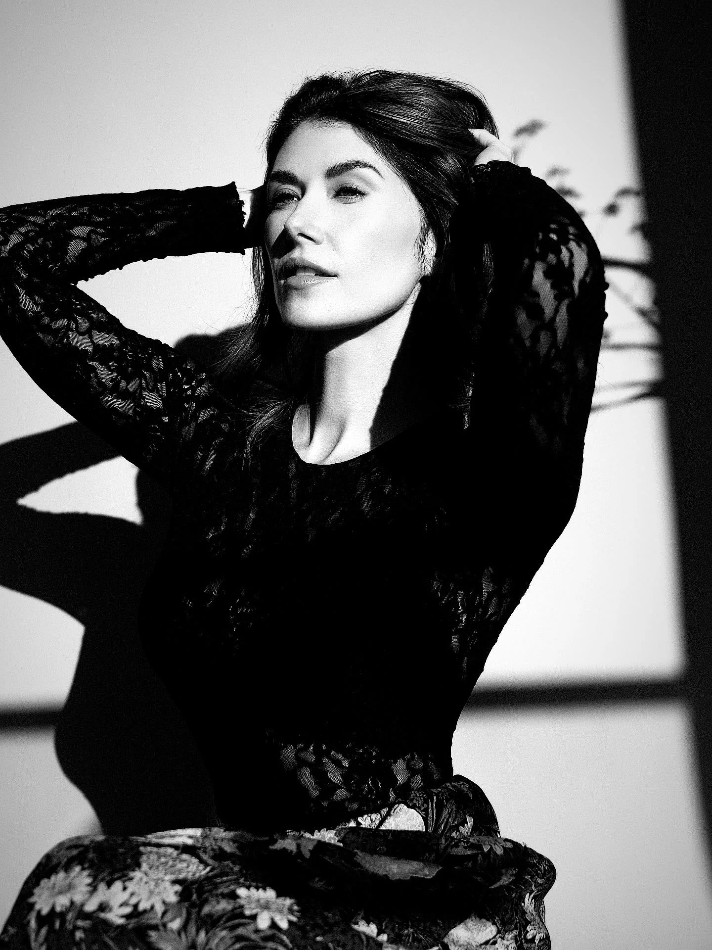 Jewel Staite, 43 picture 1 of 1
